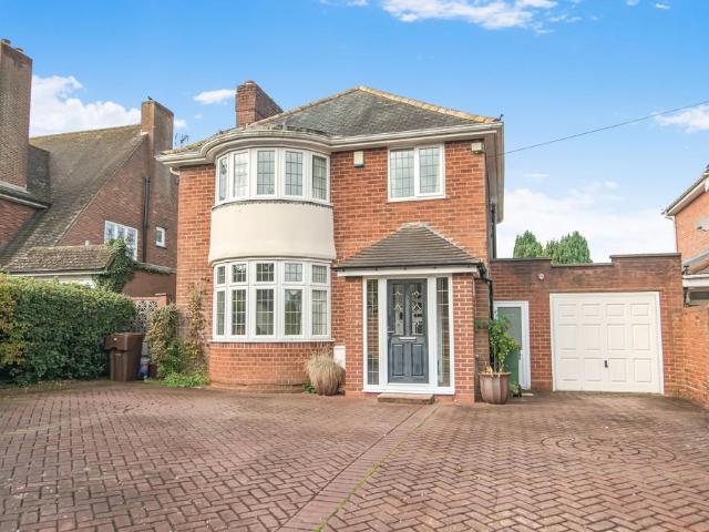 House for sale in Bromsgrove, Worcestershire