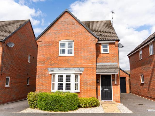 House for sale in Stanford On Avon, Leicestershire