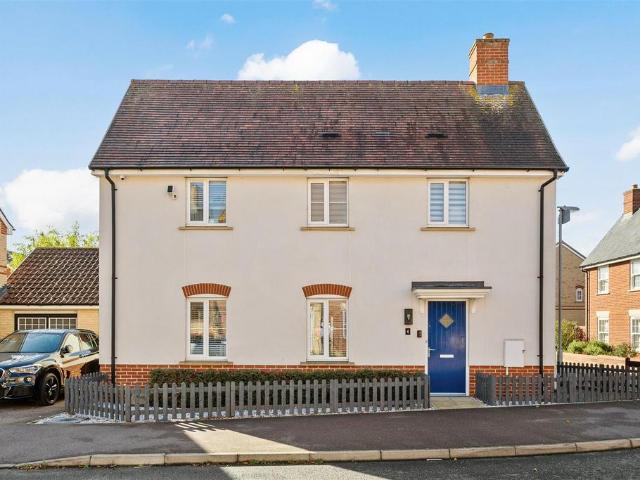 House for sale in Stotfold, Central Bedfordshire