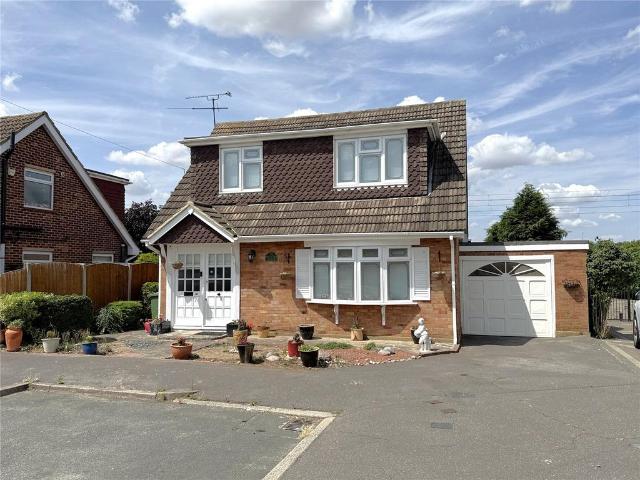 House for sale in Stanford-le-hope, Essex
