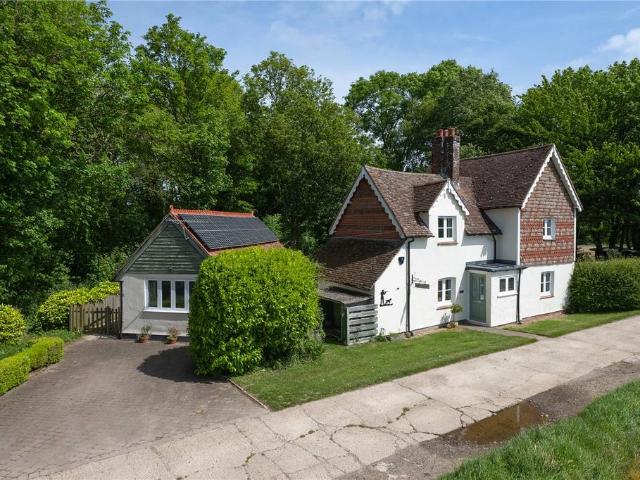 House for sale in Kingston, The Bridge
