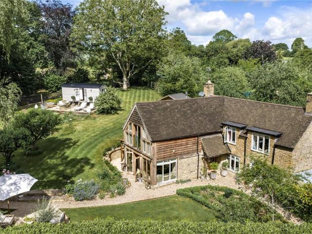 House for sale in Black Bourton, Oxfordshire