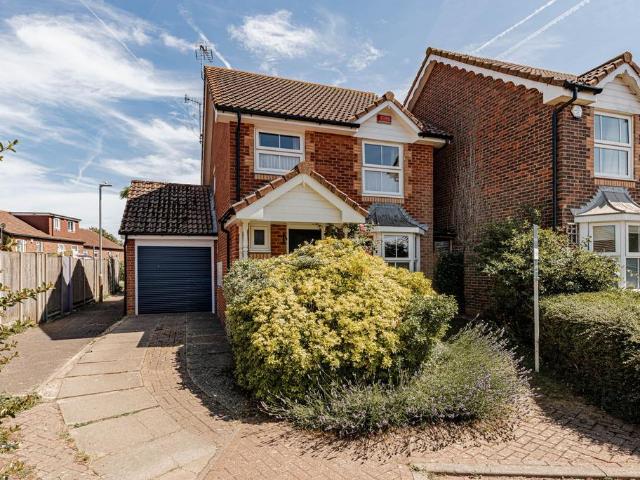 House for sale in Oad Street, Kent