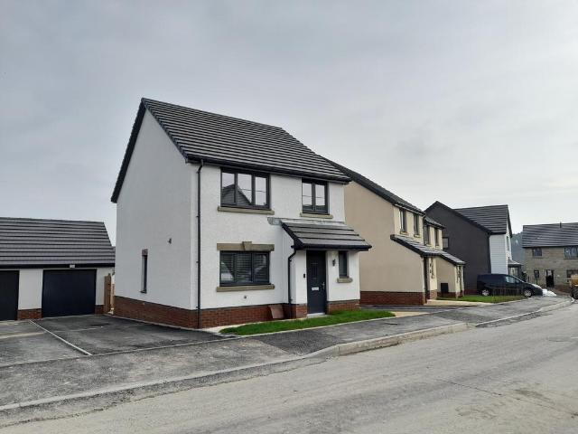 House for sale in Newcastle Higher, Aberkenfig