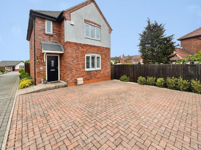 House for sale in Egginton, East Midlands