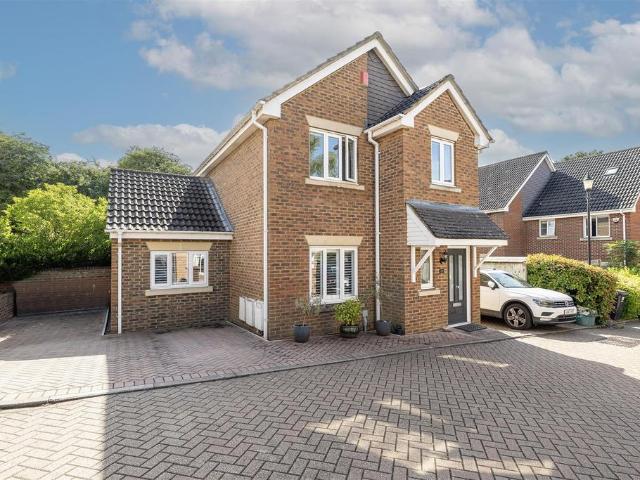 House for sale in St Albans, St Julians House for sale in St Albans, St Julians