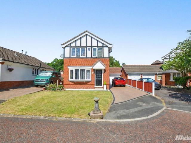 House for sale in Burtonwood and Westbrook, Warrington