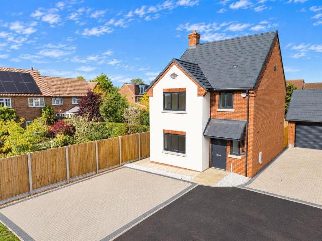 House for sale in Cross End, Thurleigh