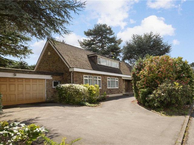 House for sale in Greater London