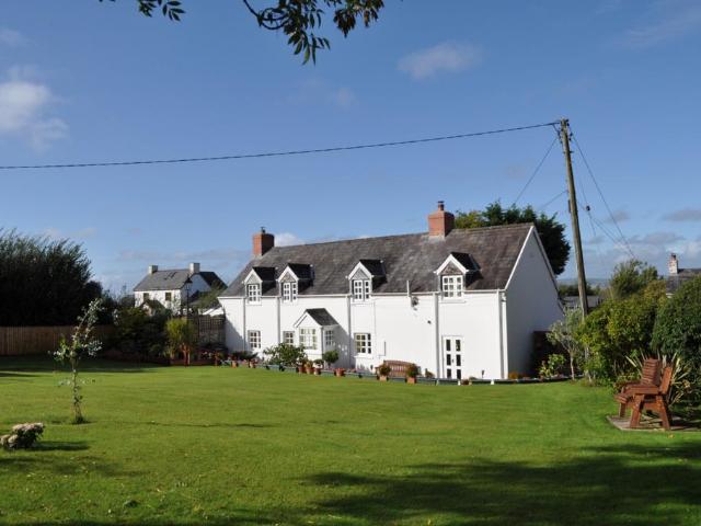 House for sale in Llanrhidian Lower, Wales