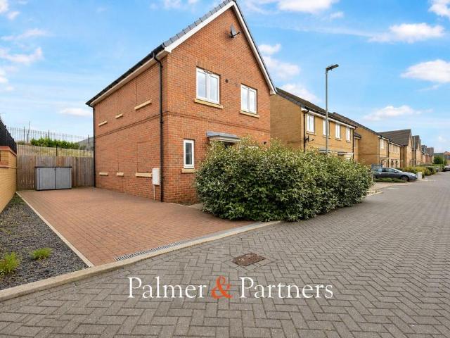House for sale in Fordham Heath, Essex