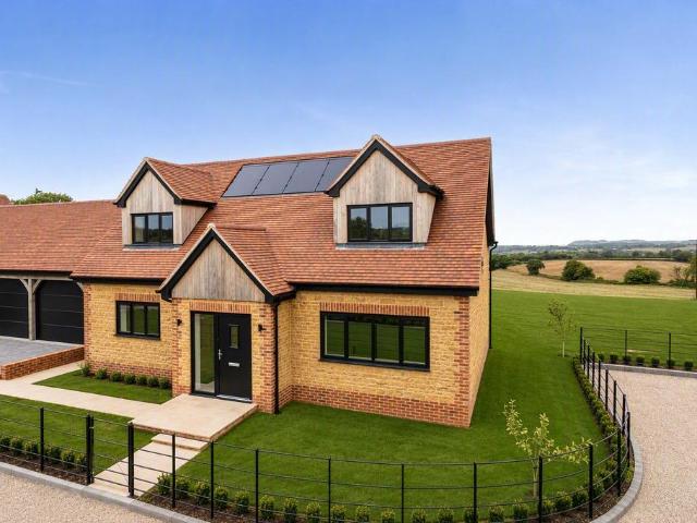 House for sale in West Crewkerne, Misterton