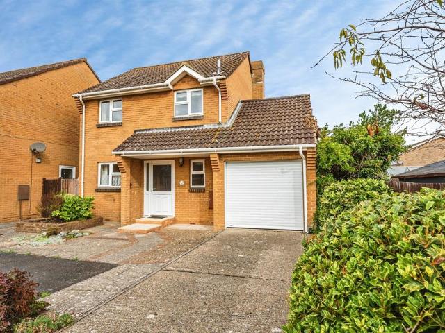 House for sale in Sovereign Harbour, Eastbourne