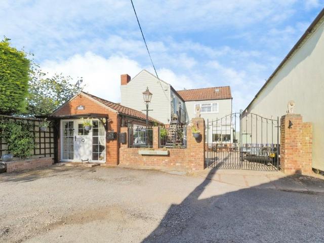 House for sale in Costhorpe, East Midlands