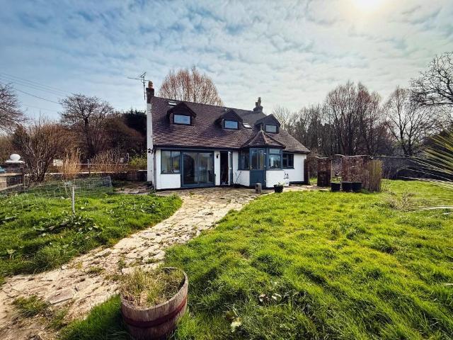 House for sale in Budlake, Devon
