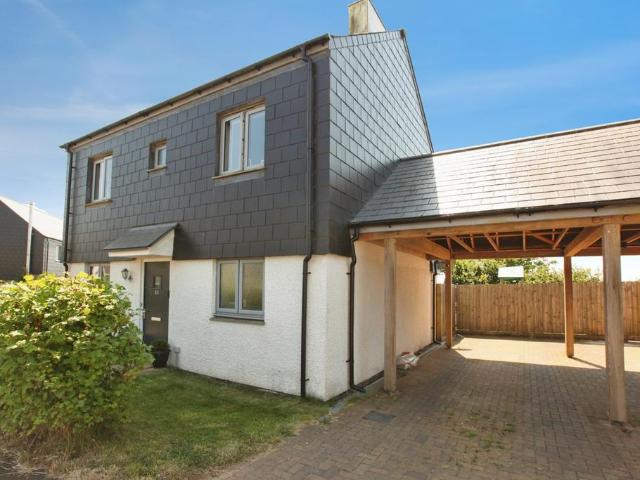 House for sale in Strode, Devon