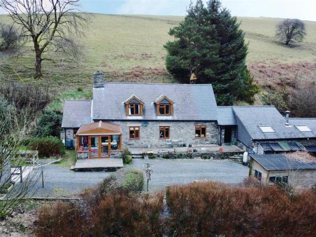 House for sale in Llangurig, Wales