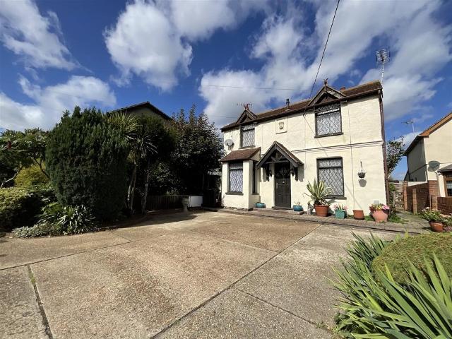 House for sale in Wickford