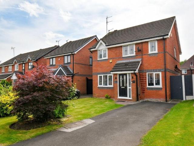 House for sale in Tyldesley, Wigan