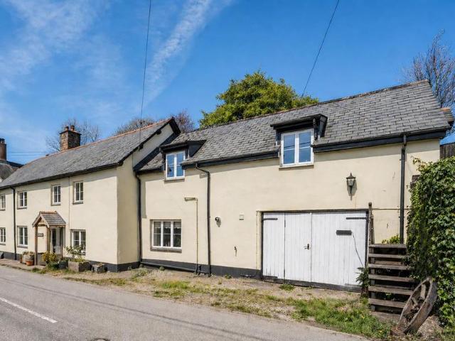 House for sale in Cutcombe, Somerset