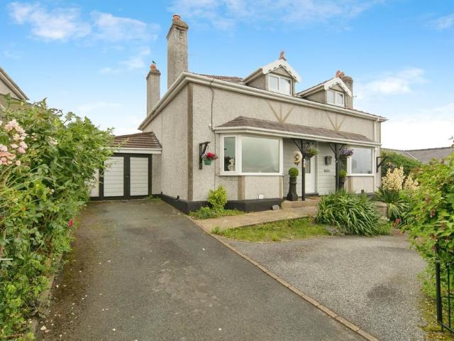 House for sale in Llanfair-Mathafarn-Eithaf, Benllech