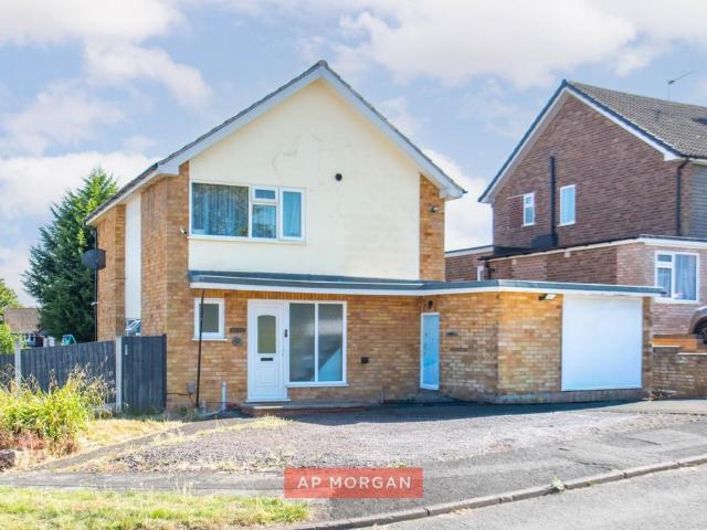 House for sale in Lodge Park, Redditch