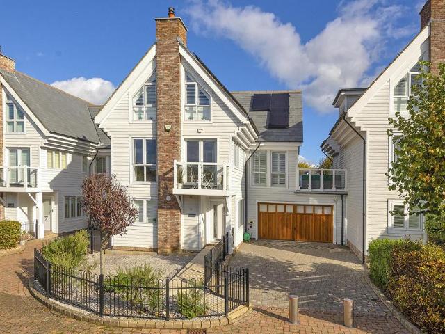 House for sale in Kings Hill, Tonbridge and Malling