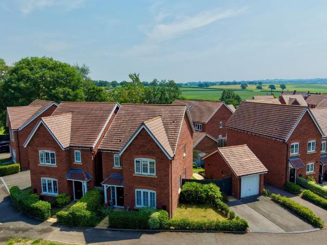House for sale in Chorlton Lane, Cheshire