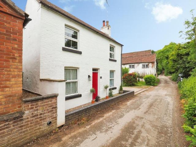 House for sale in Alverton, East Midlands
