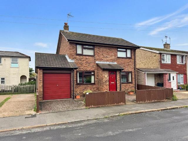 House for sale in Willesborough, Bridgefield