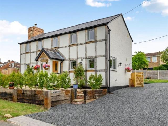 House for sale in Forthampton, Worcestershire