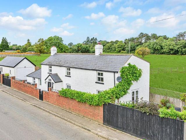 House for sale in Blunsdon, Broad Blunsdon