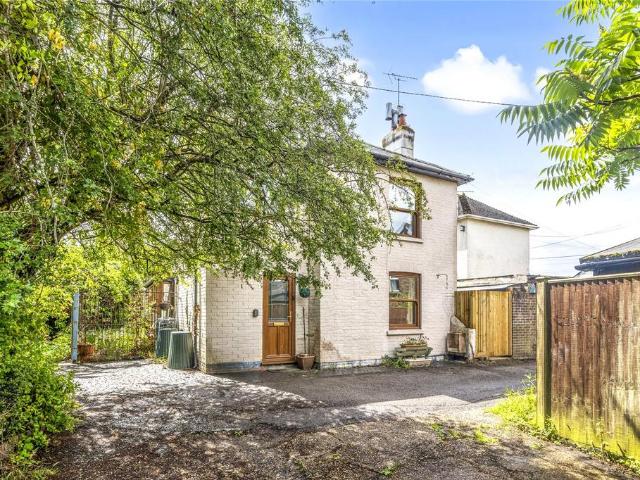 House for sale in World's End, Perryfields