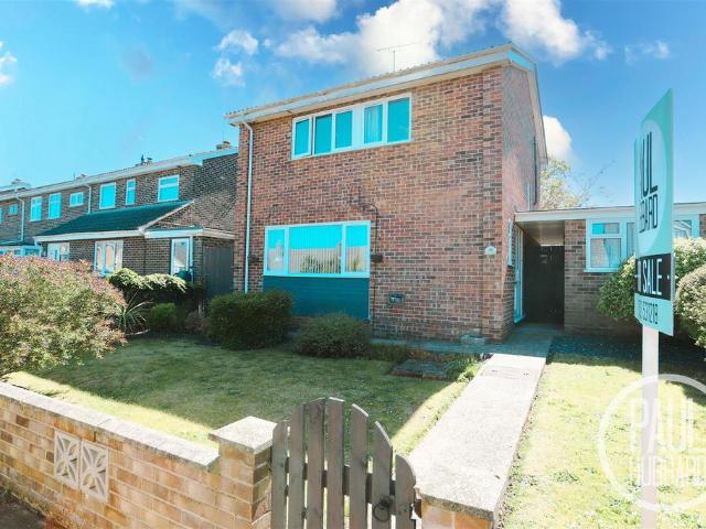 House for sale in Stokesby, Norfolk