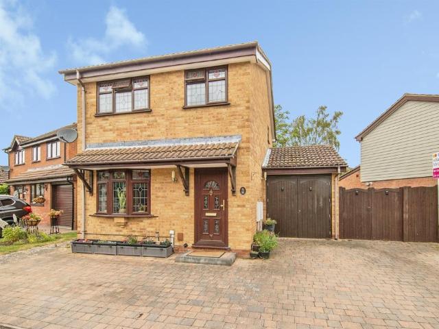 House for sale in Chelmondiston, Suffolk