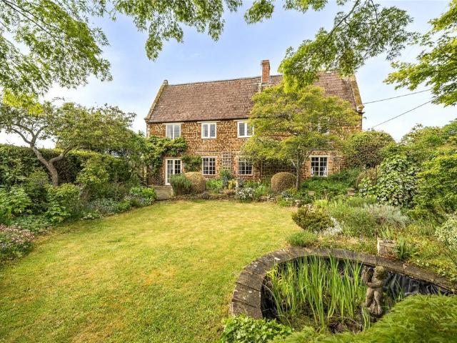 House for sale in Little Houghton, Northamptonshire