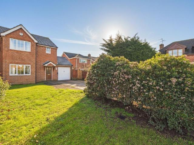 House for sale in Winnersh