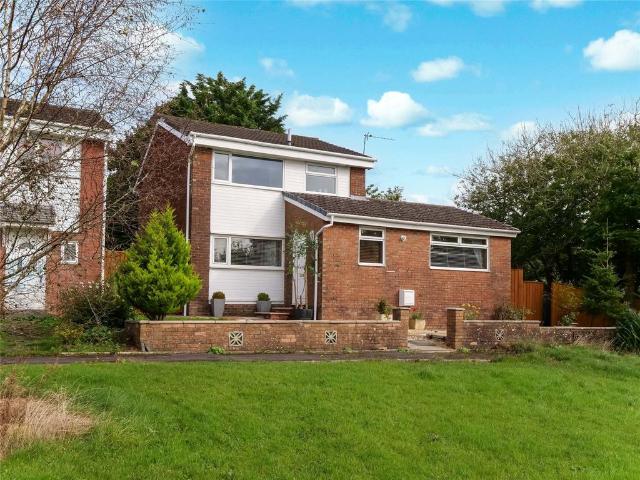 House for sale in Stewarton, East Ayrshire