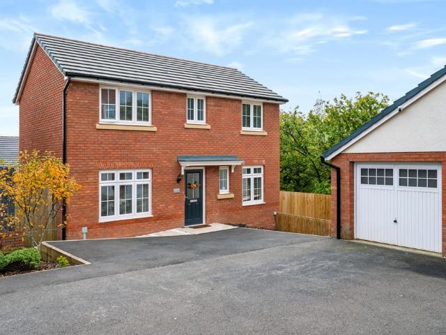 House for sale in Tonyrefail