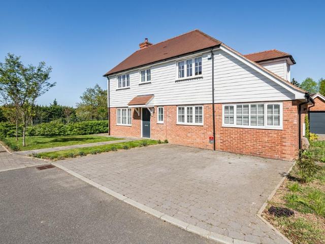 House for sale in Sandown Park, Kent