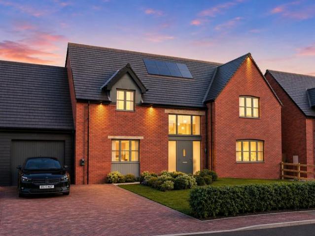 House for sale in Beamhurst, Staffordshire