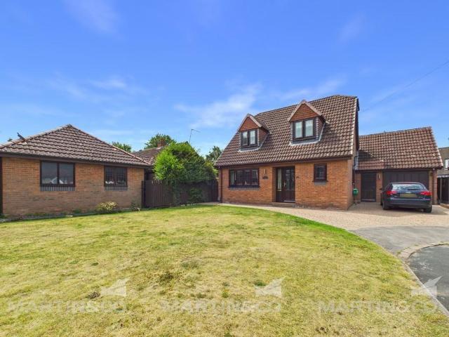 House for sale in Rossington, South Yorkshire