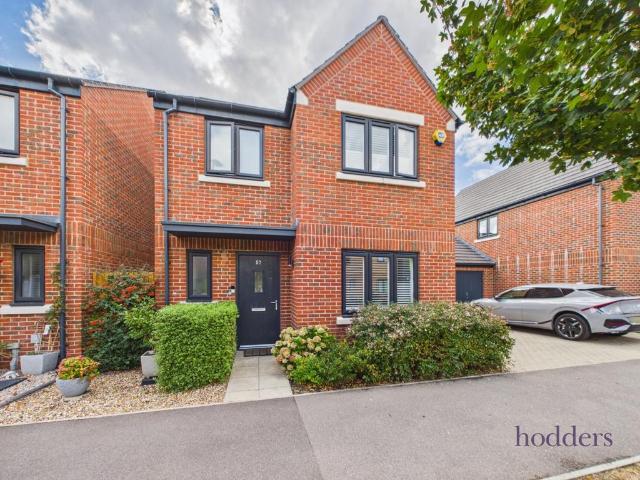 House for sale in Ottershaw, Runnymede