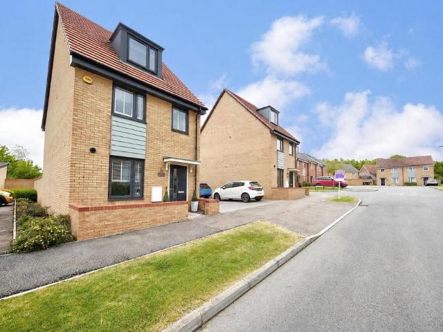 House for sale in Whitehouse, Milton Keynes