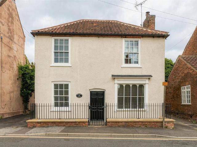 House for sale in Farnsfield, Alverton