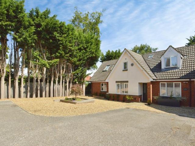 House for sale in Water Eaton, Milton Keynes