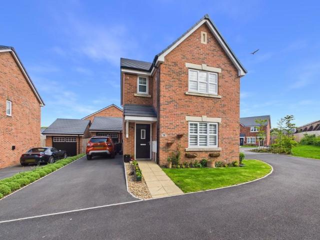 House for sale in Warton, Bare