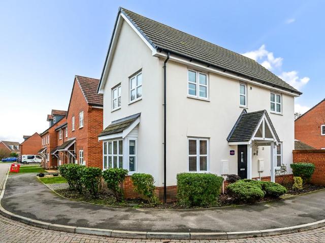 House for sale in Little Sandhurst