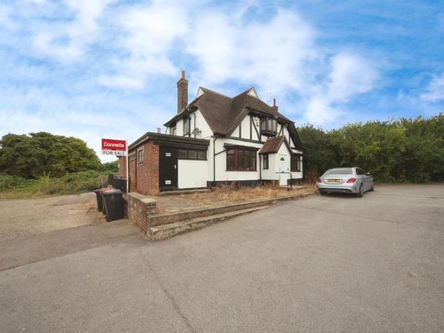 House for sale in Upper Sundon, Bedfordshire