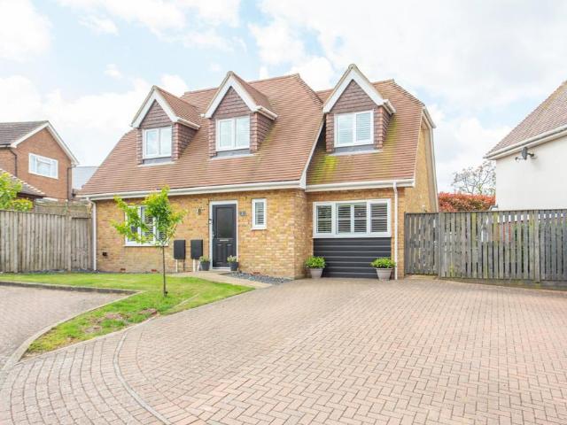 House for sale in Elvington, Ash